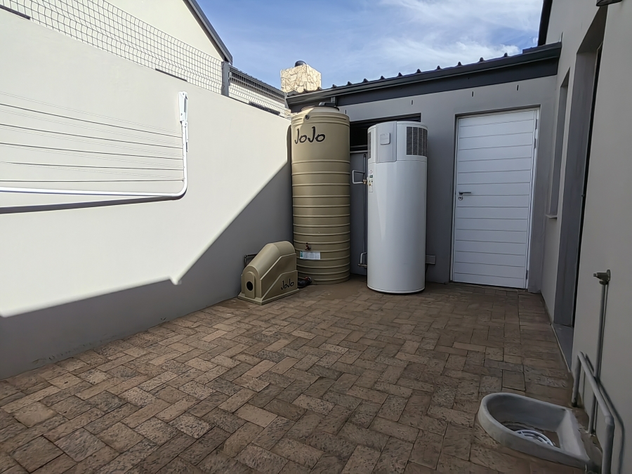 To Let 2 Bedroom Property for Rent in Hartland Lifestyle Estate Western Cape